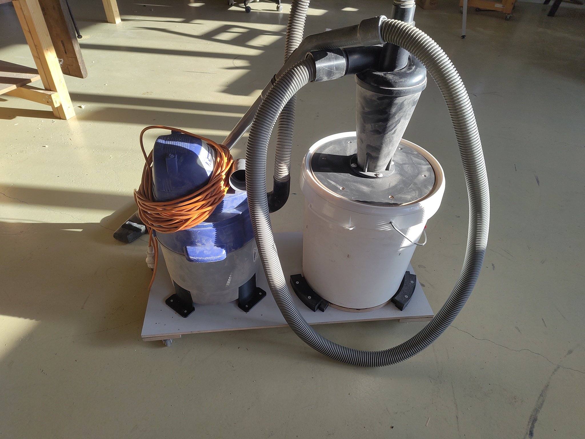 File:Tool_Werkplaatstofzuiger_Picture.jpg