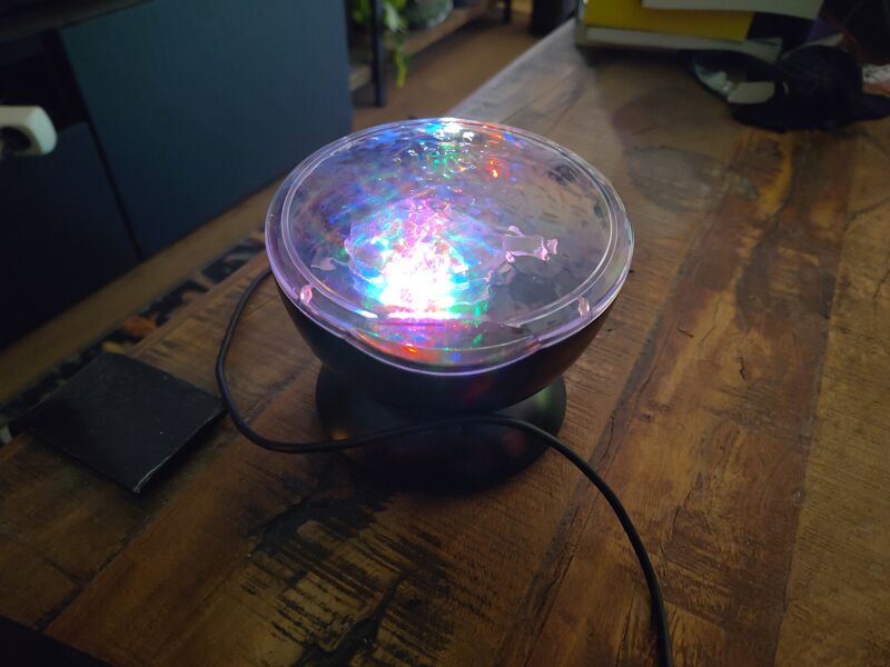 Bestand:OceanWaveLamp 20260118 225325.jpg