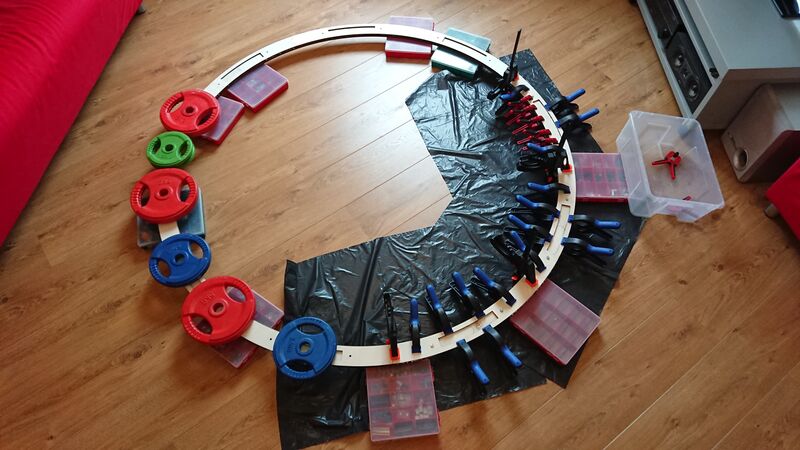 Bestand:Ring laatste lijm.jpg