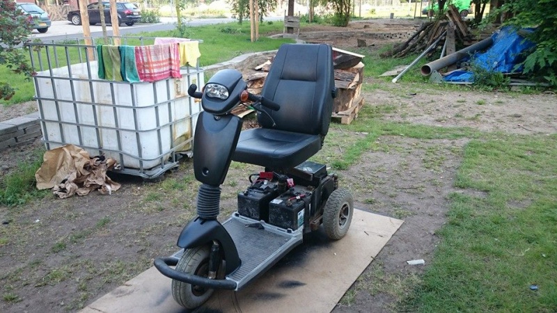 Bestand:Mobile painted.jpg