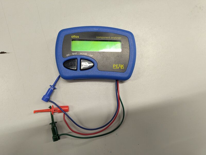 Bestand:Tool Halfgeleider Tester Picture.jpg
