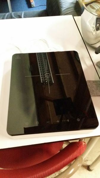 Bestand:Koken-ikea-inductieplaat.jpg