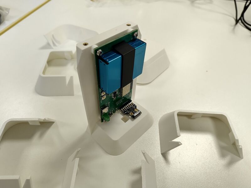 Bestand:Buitensensor Behuizing 1.jpg