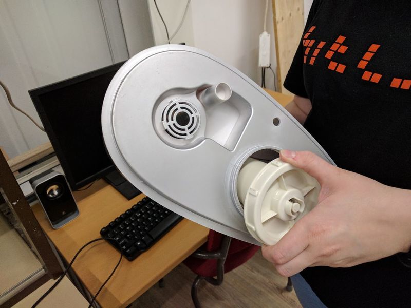 Bestand:Luchtbevochtiger filterInTank.jpg