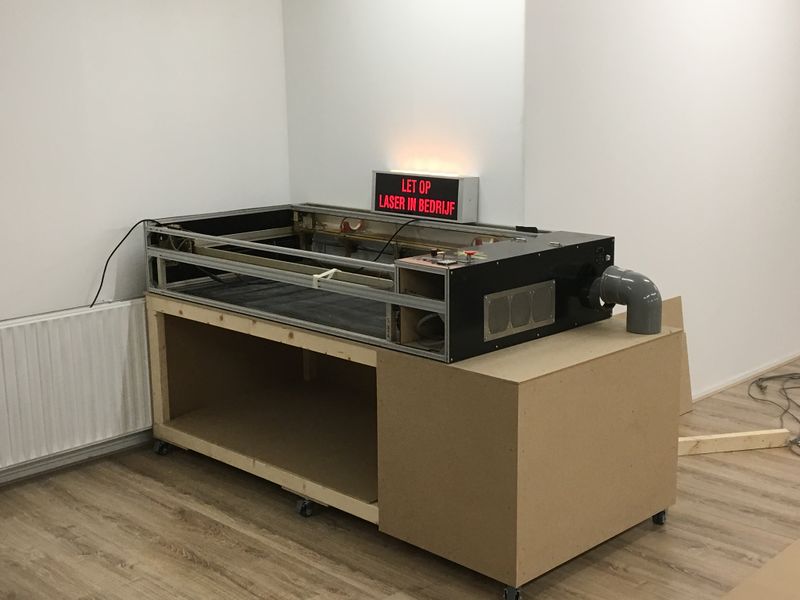 Bestand:Lasermeubel 23nov.JPG