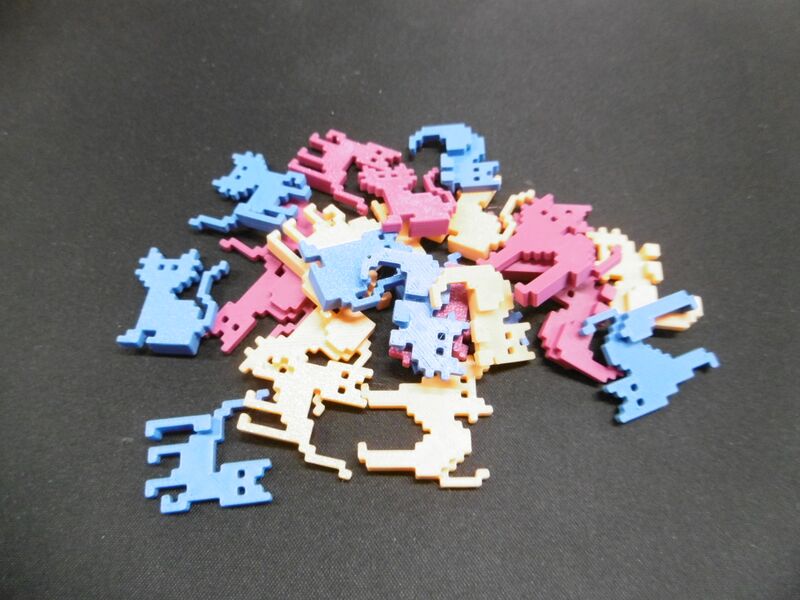 Bestand:Pile of cats.JPG