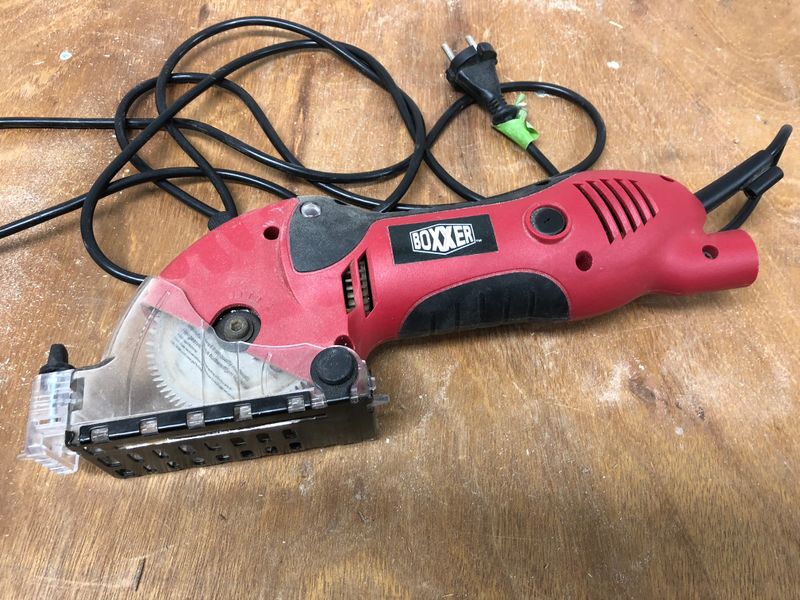 Bestand:Tool Mini Cirkelzaag Picture.jpg